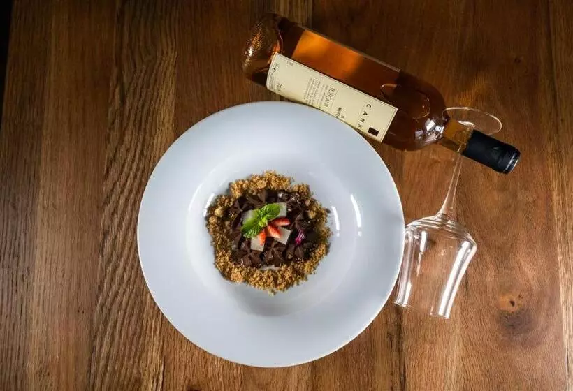 ホテル Podere Maremma Spa & Ristorante