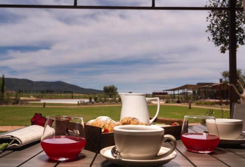 فندق Podere Maremma Spa & Ristorante