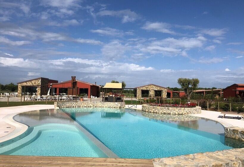 فندق Podere Maremma Spa & Ristorante
