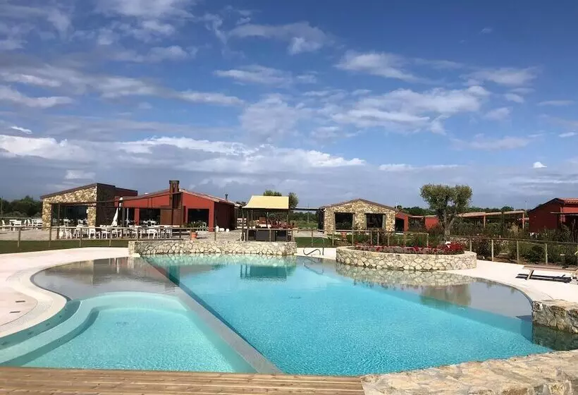ホテル Podere Maremma Spa & Ristorante