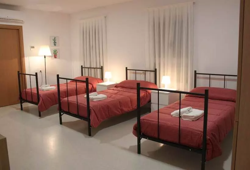 پانسیون Centro Cristo Rey