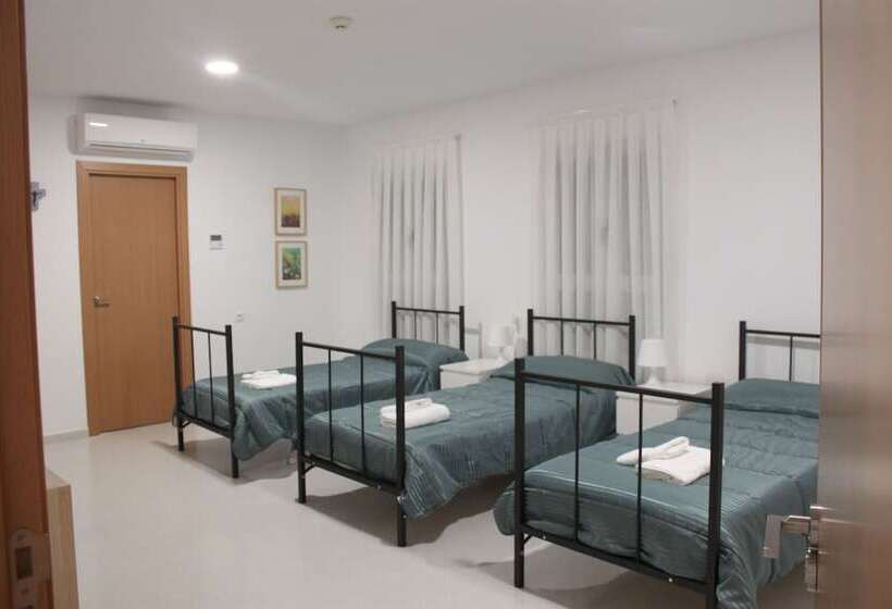 پانسیون Centro Cristo Rey