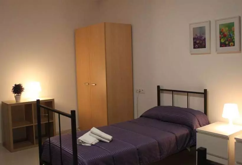 پانسیون Centro Cristo Rey