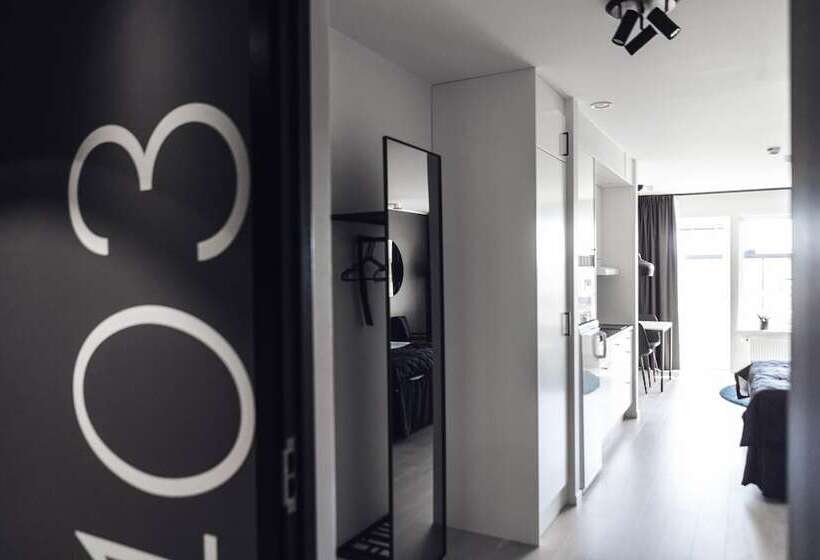 Sky Hotel City Apartments