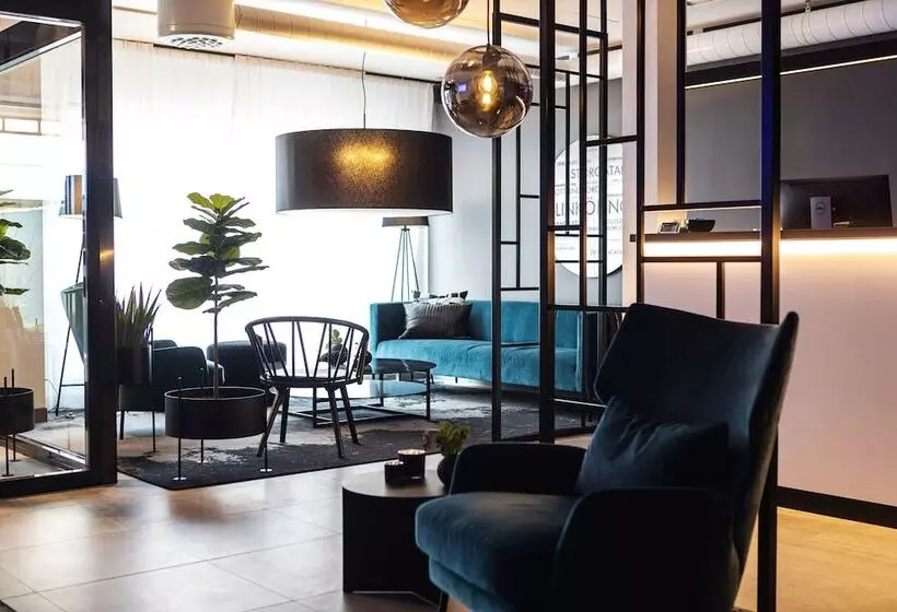 Sky Hotel City Apartments