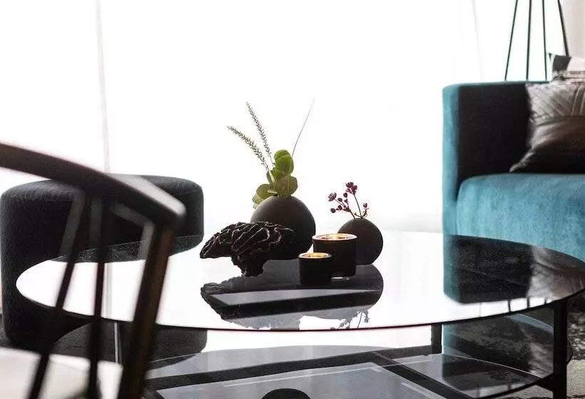 Sky Hotel City Apartments