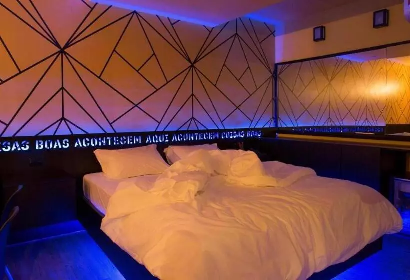 Tout Motel