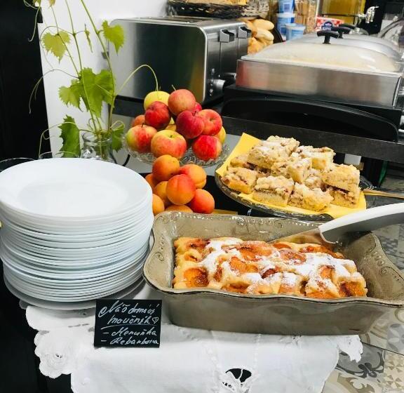 هاستل Boutique Apartments U Rolanda, Mikulášské Náměstí