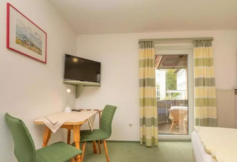 Majatalo Gästehaus Kochelsee