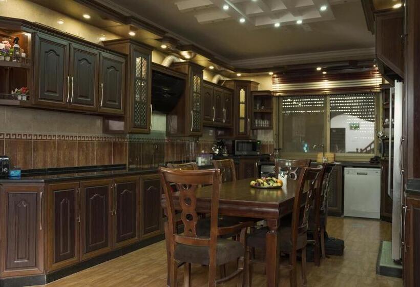 پانسیون Relaxing Oasis Villa