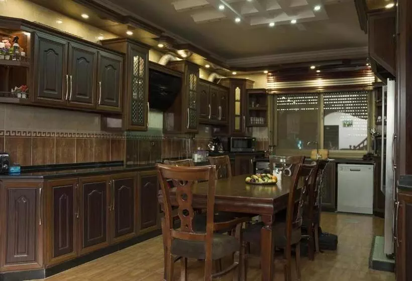 پانسیون Relaxing Oasis Villa