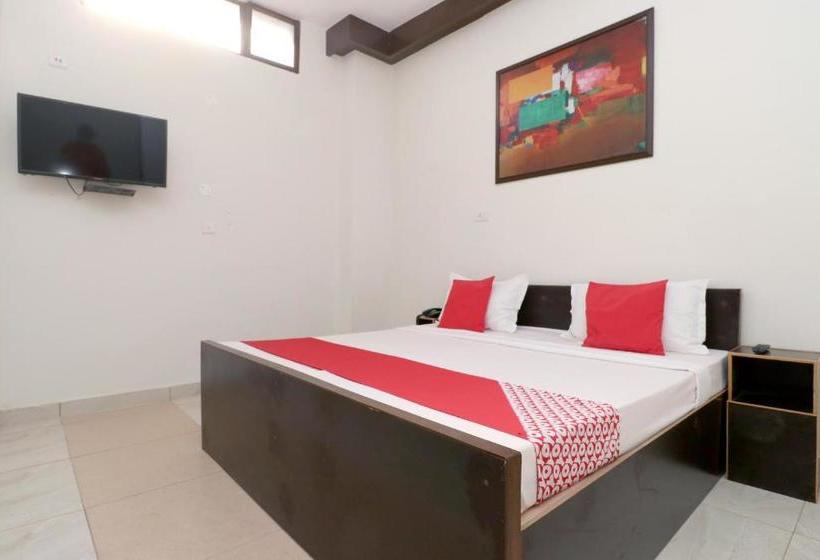 هتل Oyo 24903 Grand Trunk Inn