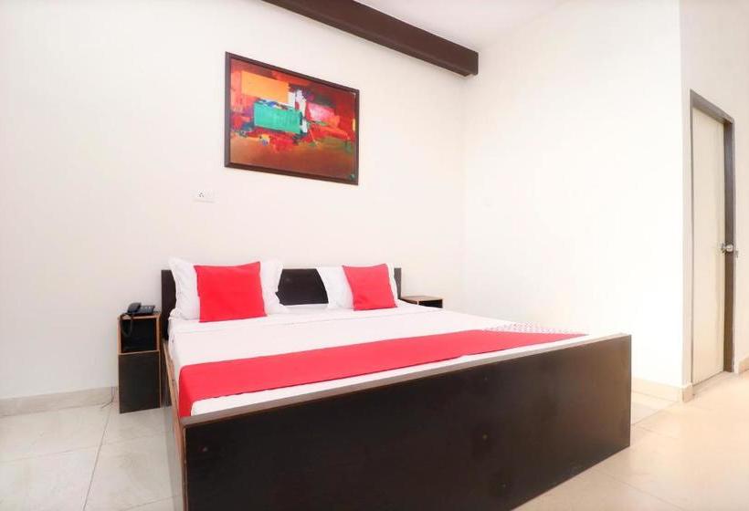 هتل Oyo 24903 Grand Trunk Inn