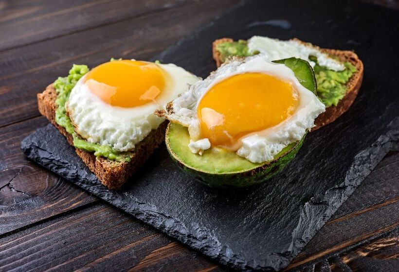 هتل R13 A Townhouse