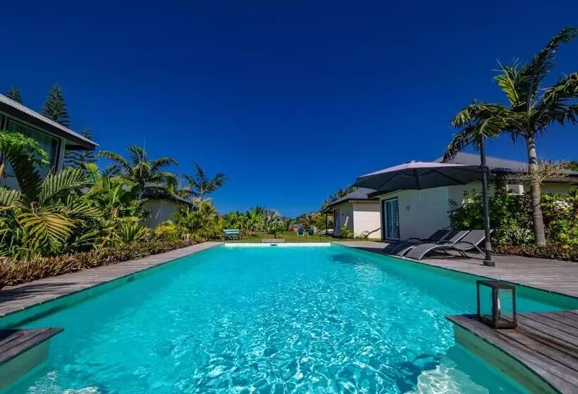 پانسیون Poé Côté Lagon