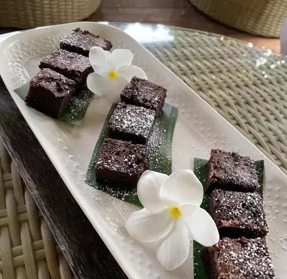 پانسیون Poé Côté Lagon