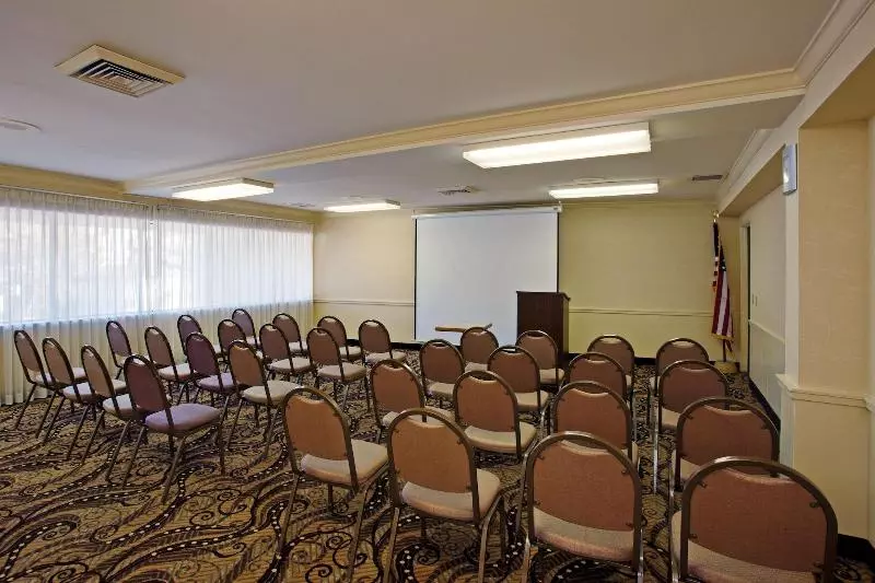 Amanzi Hotel, Ascend Hotel Collection