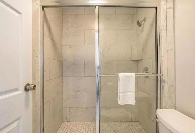 酒店 Baymont By Wyndham Montgomery Al