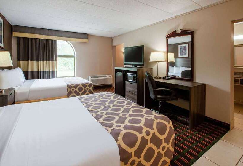 فندق Baymont By Wyndham Northwood