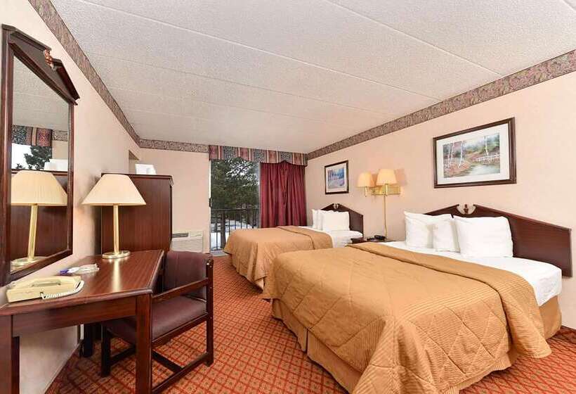 فندق Baymont By Wyndham Northwood