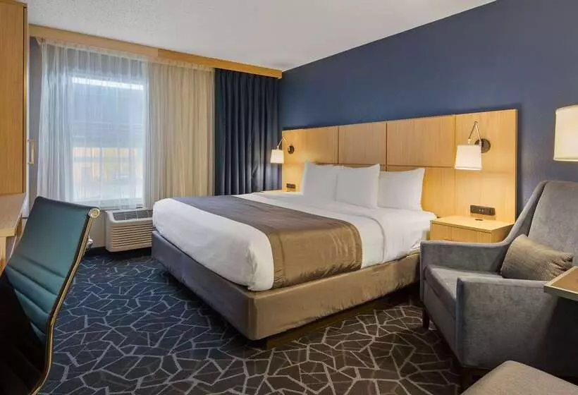 هتل Best Western Eau Claire South