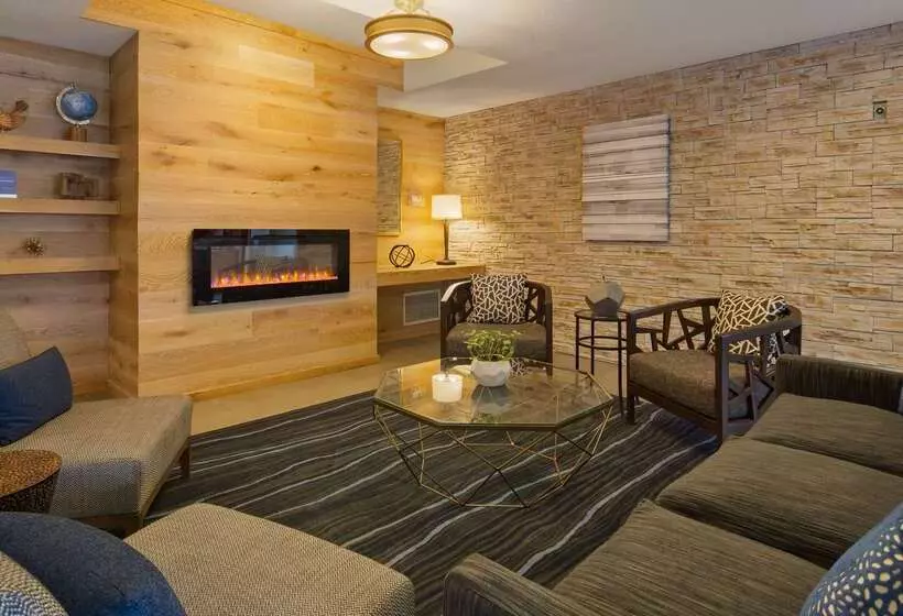 هتل Best Western Eau Claire South