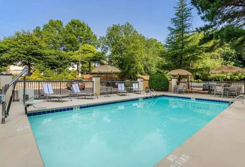 호텔 Comfort Suites Gastonia Charlotte