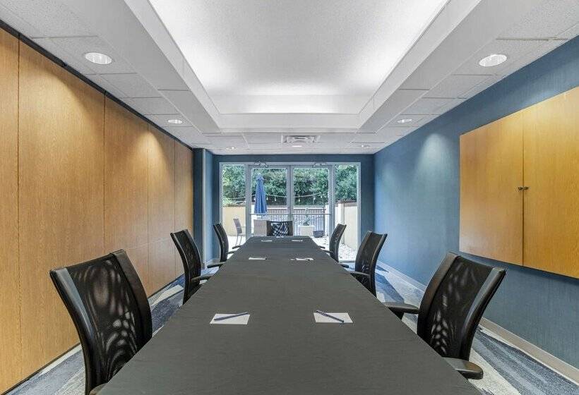 호텔 Comfort Suites Gastonia Charlotte