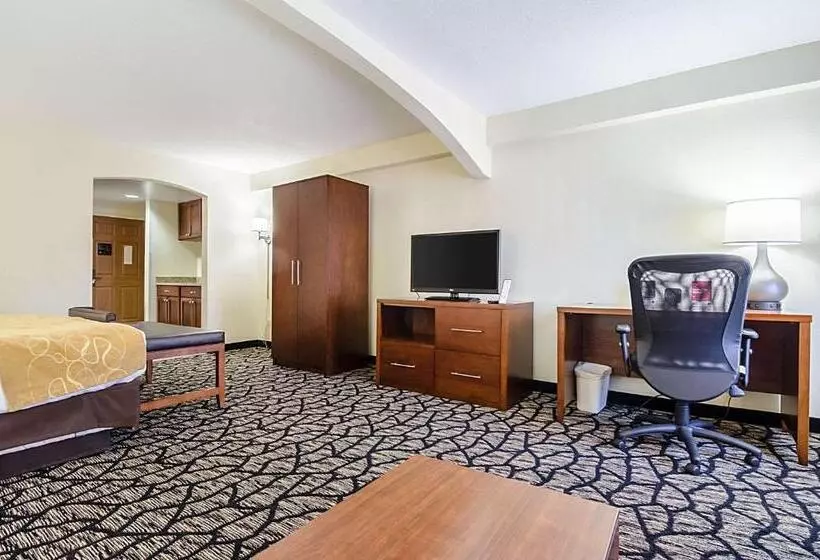 호텔 Comfort Suites Innsbrook  Short Pump