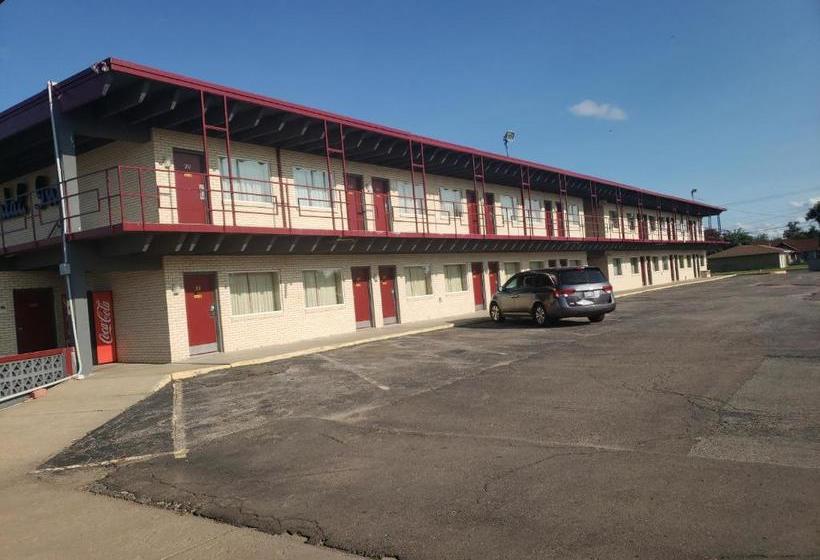 בית מלון כפרי Continental Inn