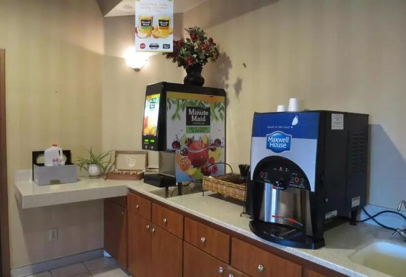 호텔 Country Inn Ontario