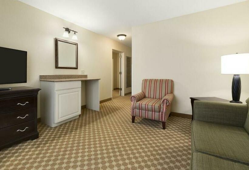 فندق Country Inn & Suites By Radisson, Asheville At Asheville Outlet Mall, Nc