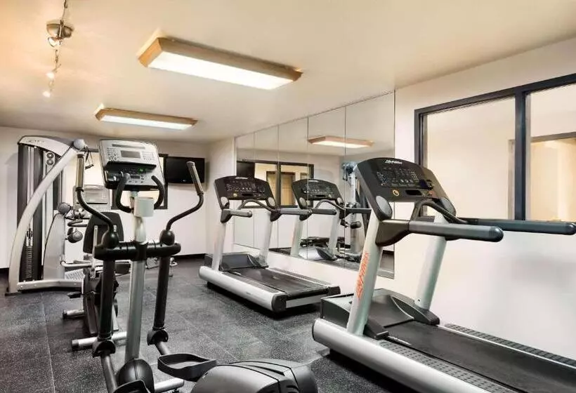 酒店 Country Inn & Suites By Radisson, Minneapolis West, Mn