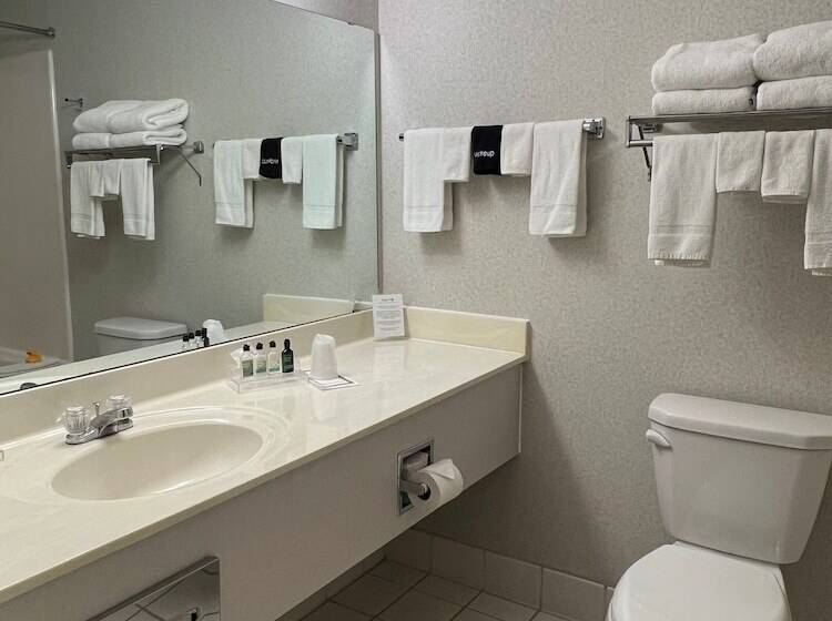 Отель Country Inn Walker