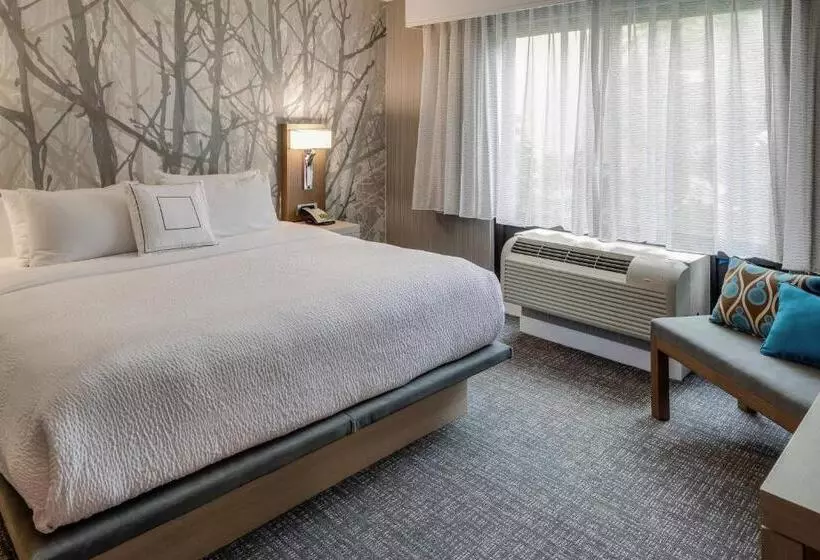 호텔 Courtyard By Marriott Portsmouth