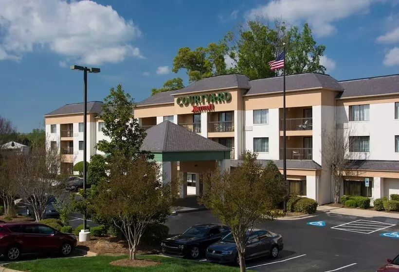호텔 Courtyard By Marriott Charlotte Lake Norman