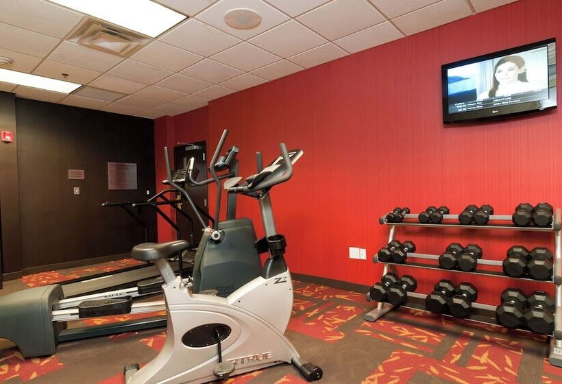 Отель Courtyard By Marriott Charlotte Lake Norman