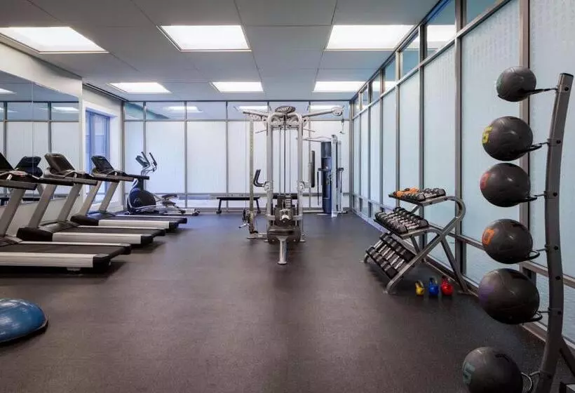 酒店 Courtyard Grand Rapids Downtown