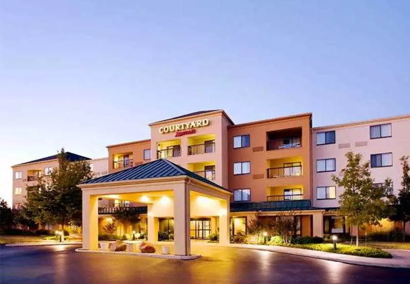 בית מלון כפרי Courtyard By Marriott Oklahoma City Northwest