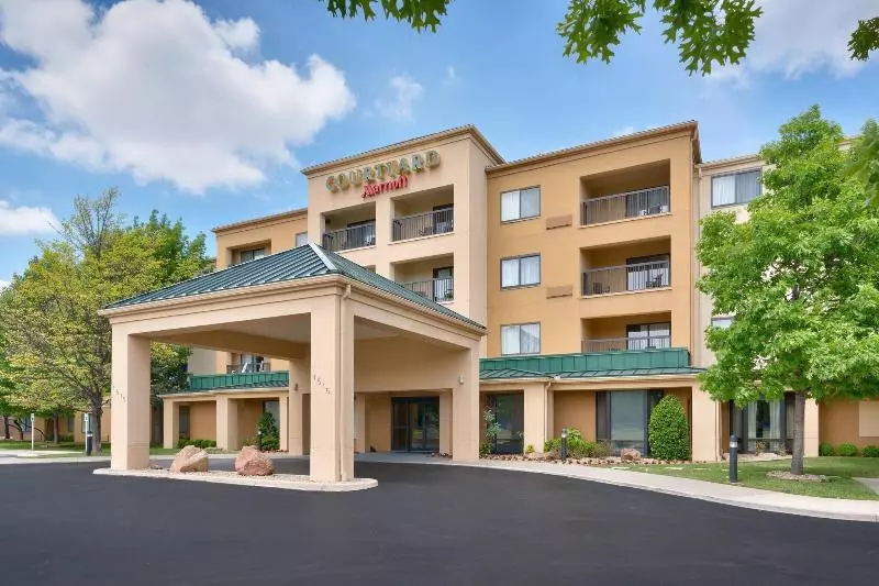 בית מלון כפרי Courtyard By Marriott Oklahoma City Northwest
