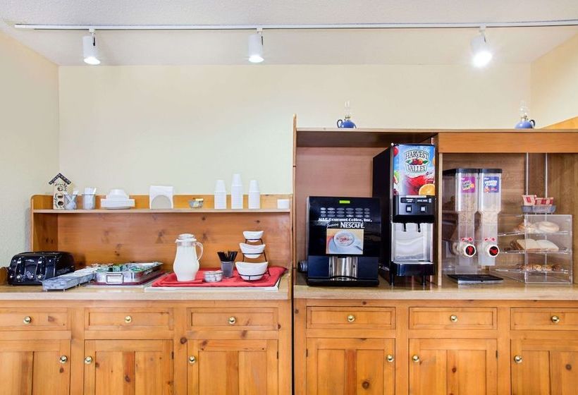 فندق Days Inn By Wyndham Auburn