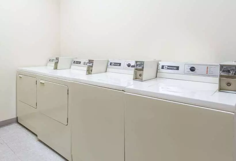 ホテル Days Inn By Wyndham Lexington