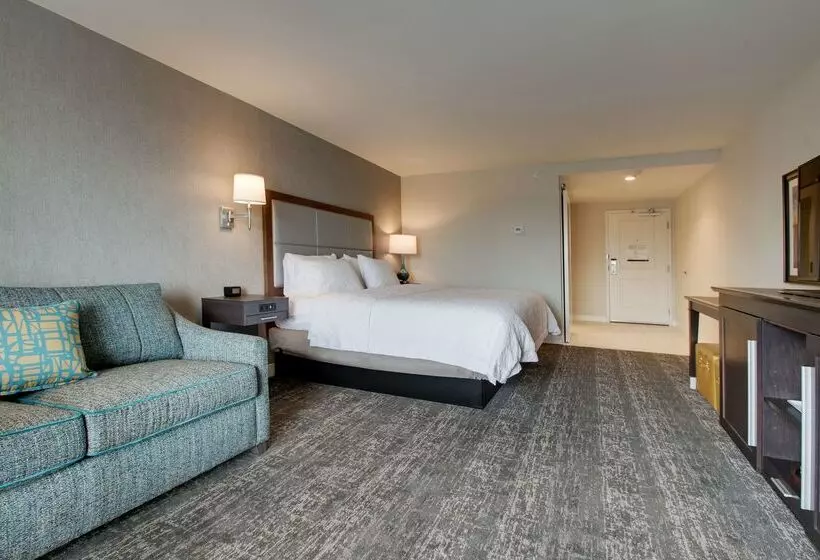 Отель Hampton Inn Pawtucket