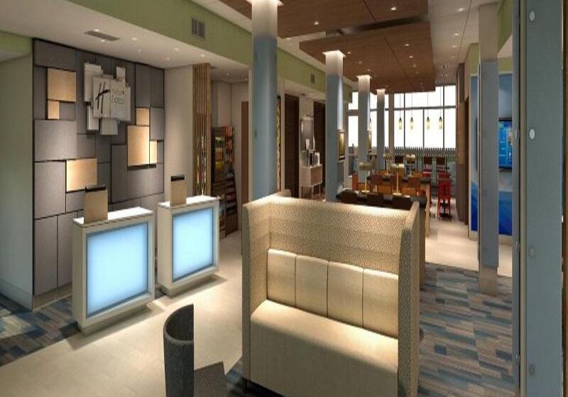 هتل Holiday Inn Express & Suites Omaha 120th And Maple, An Ihg