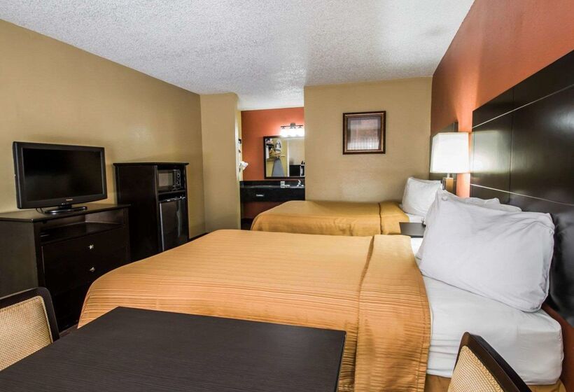 בית מלון כפרי Quality Inn Near Blue Spring