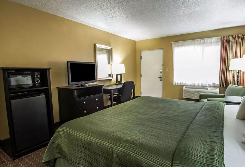 فندق Quality Inn Near Blue Spring