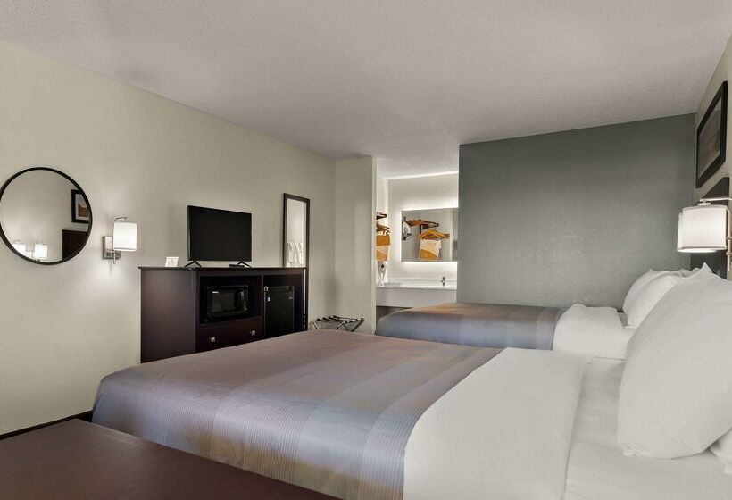 ホテル Quality Inn & Suites Dublin