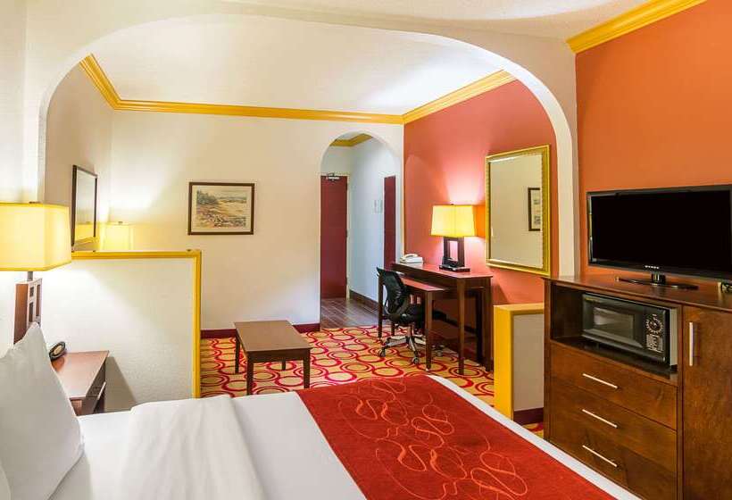 هتل Quality Suites