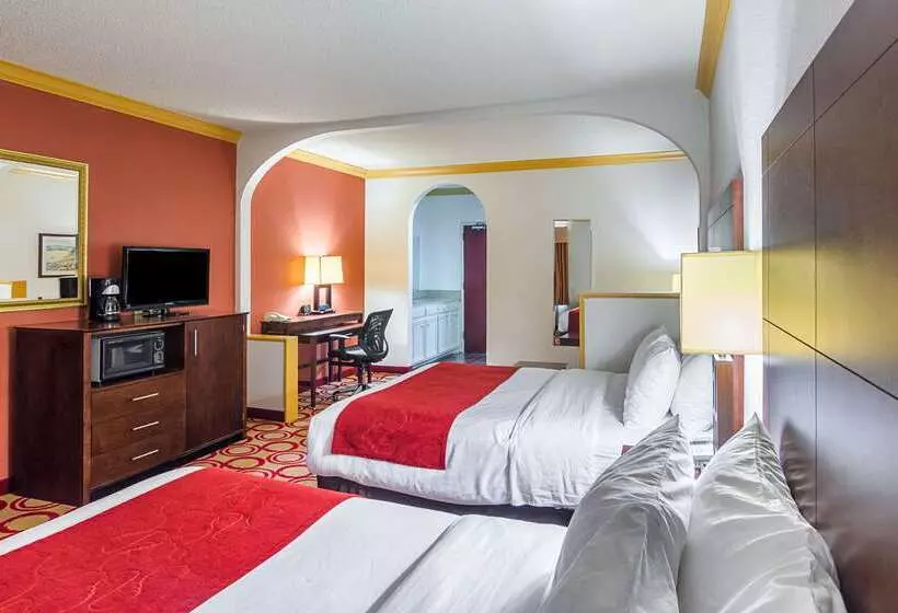 호텔 Quality Suites