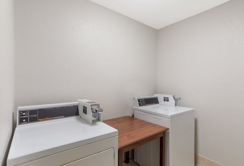 Hotelli Red Roof Inn & Suites Corbin